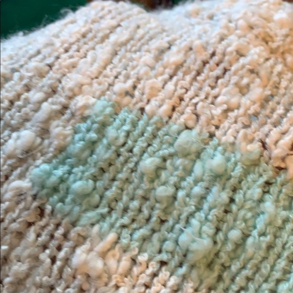 Sweater - Picture 7 of 8